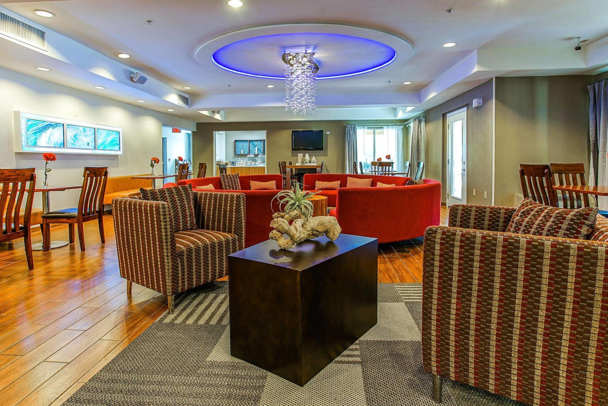 Springhill Suites By Marriott Savannah Midtown Bagian luar foto