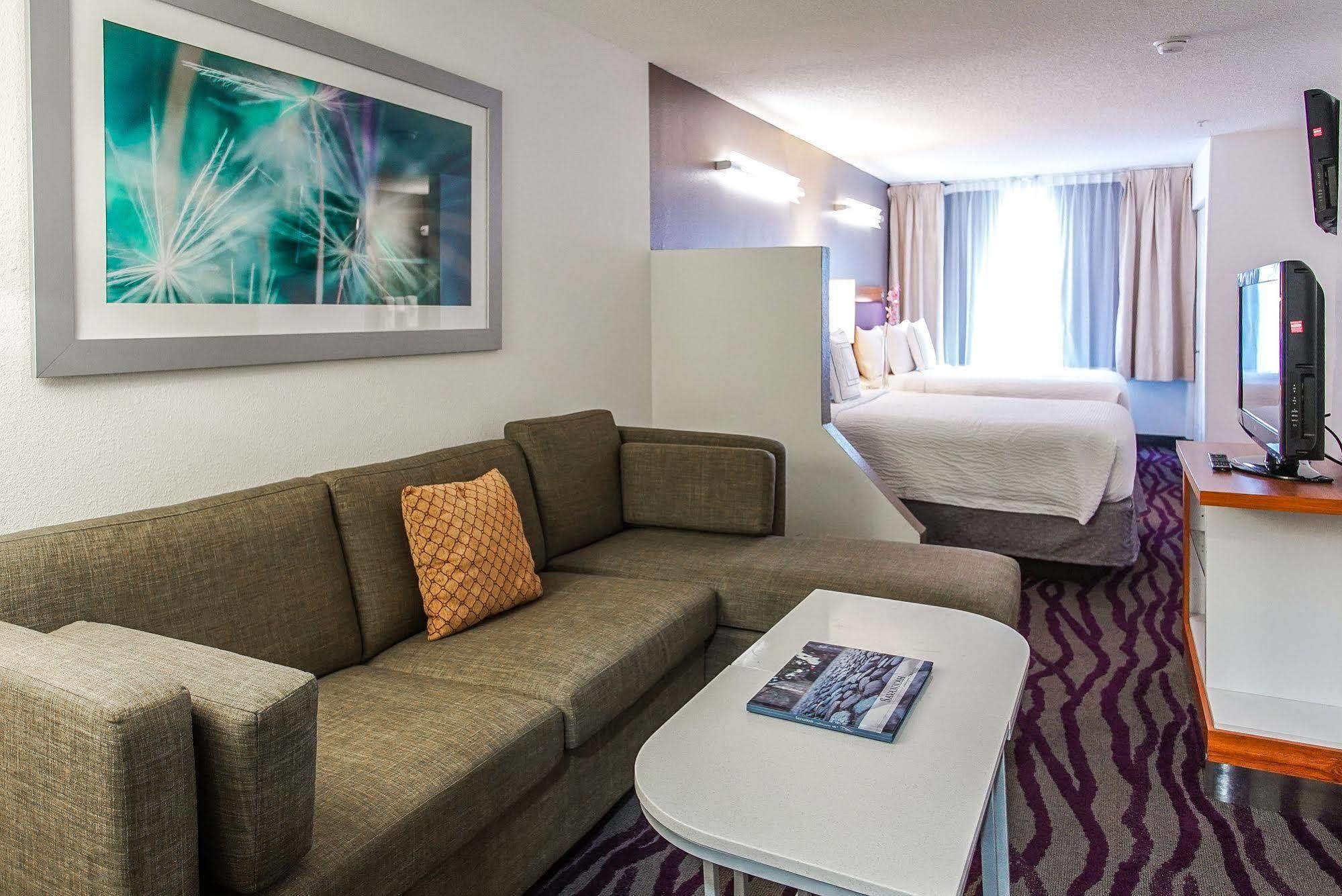 Springhill Suites By Marriott Savannah Midtown Bagian luar foto